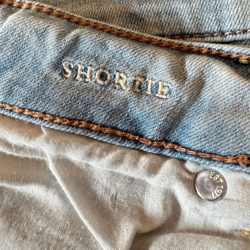 American Eagle Shortie Shorts 10 Blue Distressed Super Stretch X Lace Festival